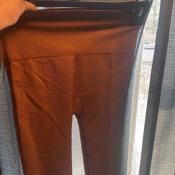 Tannish brown leggings - Picture 2 of 3